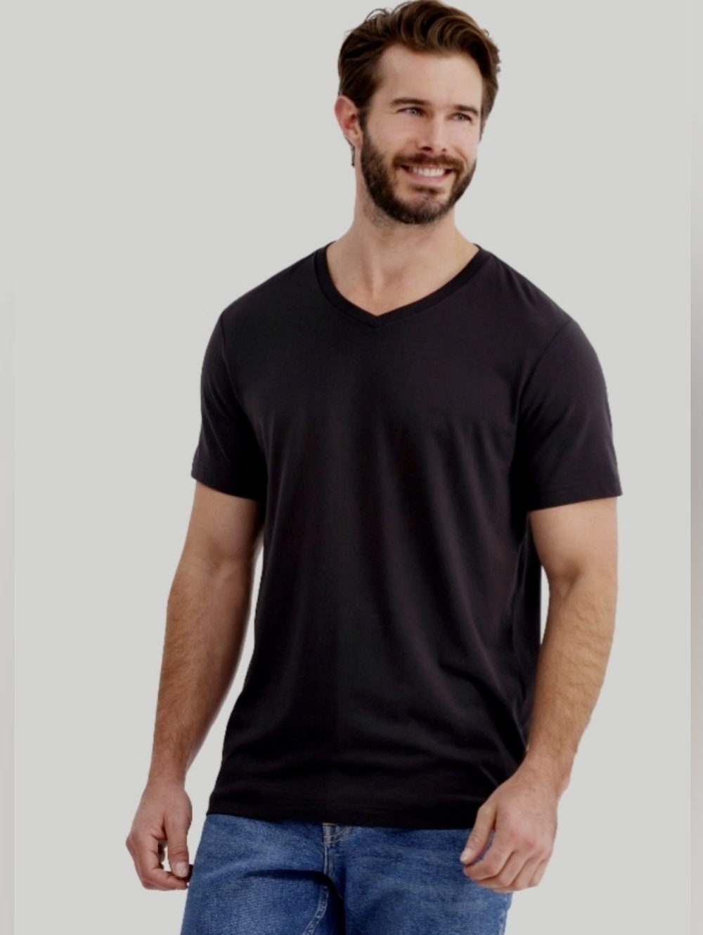 2 George Men's Relaxed Fit V-neck Teeshirts